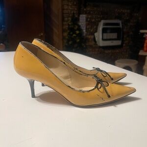 Jimmy Choo Women’s Size 6 Bow Accent Patent Leather Heels Flawed